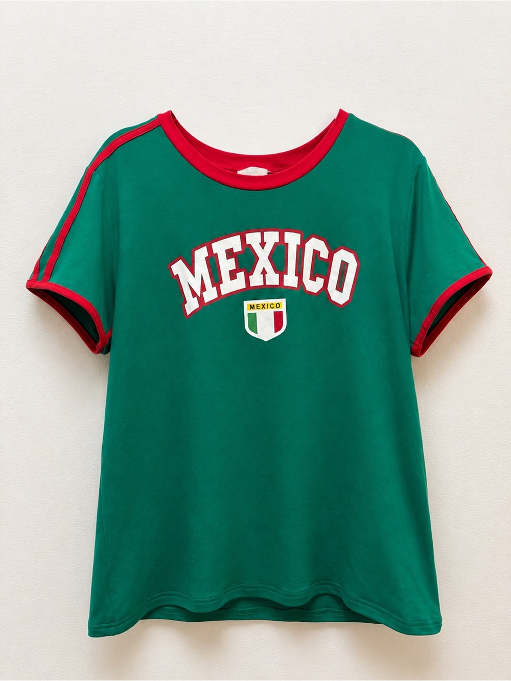 Free Kisses Mexico Ringer T Shirt 1X Green Red Retro Soccer Futbol Y2K